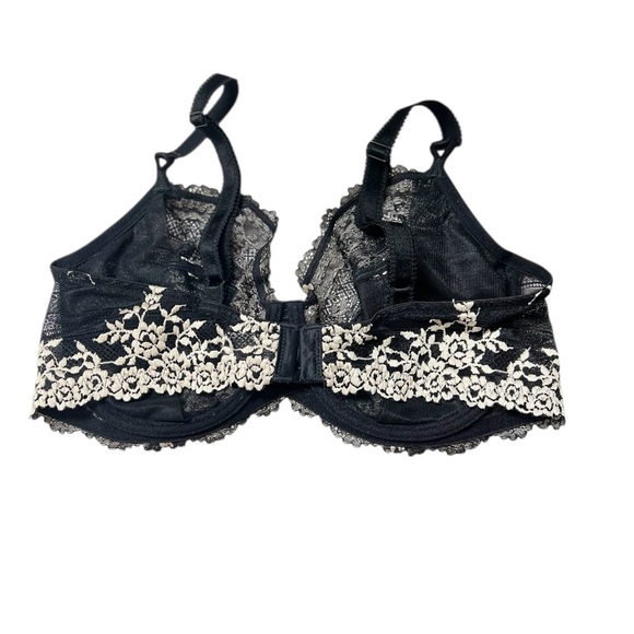 Wacoal 38D Embroidered Lace Underwire Bra – Black Ivory Floral - Picture 7 of 10